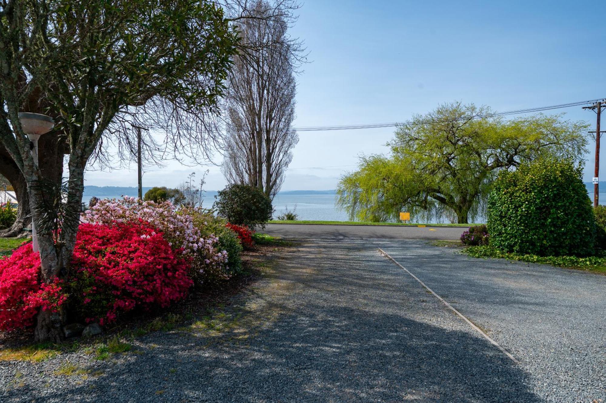 Jack & Di'S Lakefront Motel ロトルア エクステリア 写真